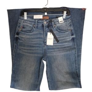 NWT! Judy Blue Flare Midrise Raw Hem Tummy Control Jeans 29 *SEE Flaw*